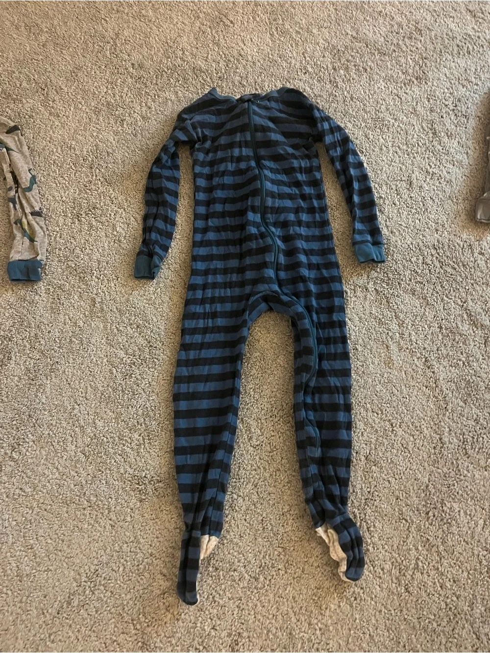 Kids Long-Sleeve Footed One-Piece Pajamas